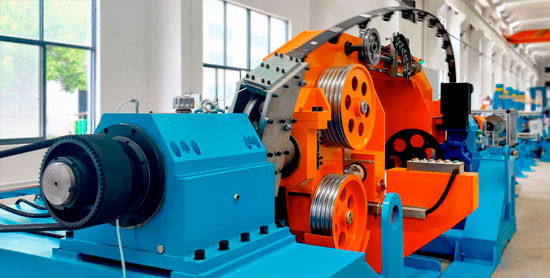Buncher type double stranding machine